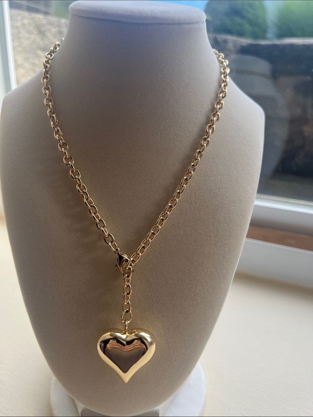 Gold Heart Locket Pendant Necklace - Women Jewelry